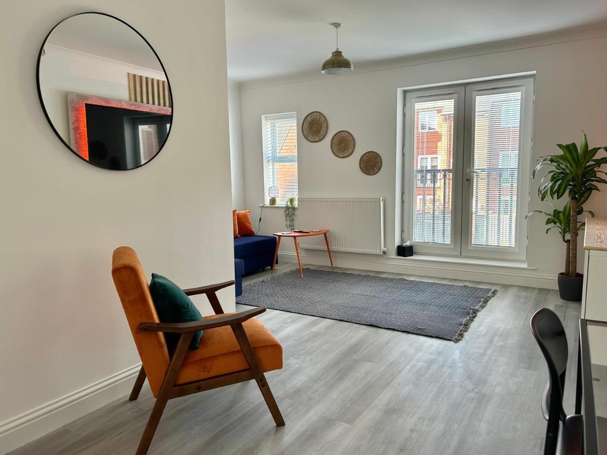The Town House, Whole House Suitable For Contractors And Families Market Harborough Bagian luar foto