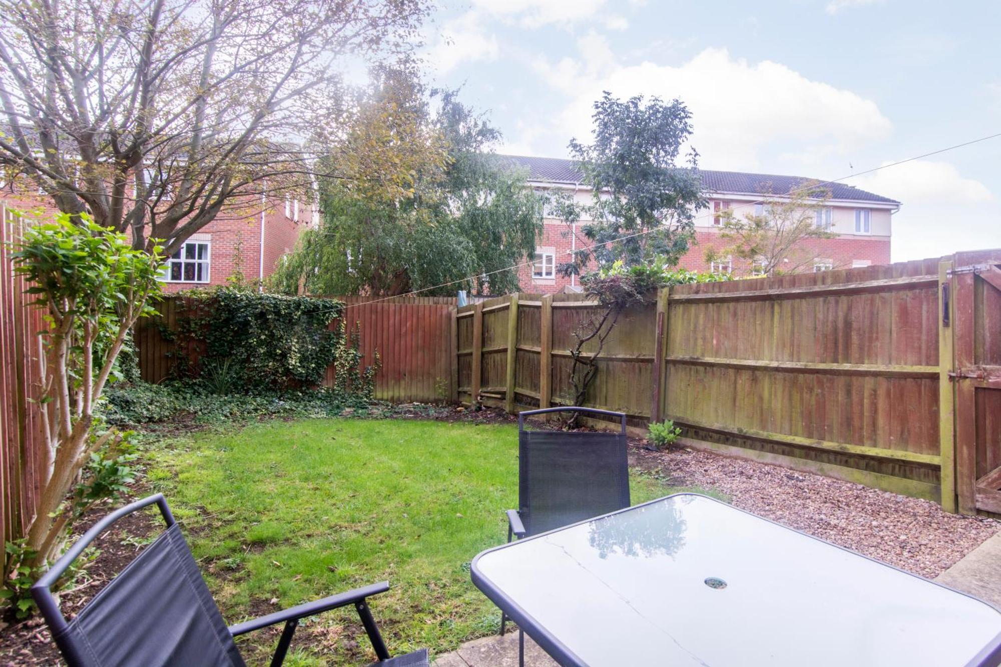 The Town House, Whole House Suitable For Contractors And Families Market Harborough Bagian luar foto